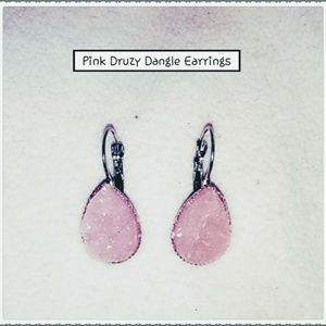 Light pink druzy earrings
